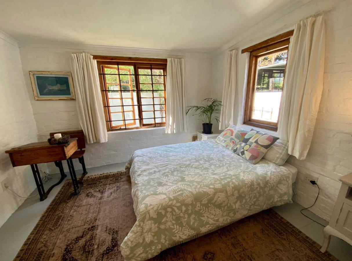 Hermanus Whale Cottage ภายนอก รูปภาพ